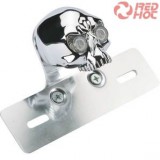 Koponya formájú hátsó ledes hátsó lámpa féklámpával és rendszámtábla világítással króm