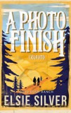 Kossuth Kiadó Elsie Silver: A Photo Finish - Célfotó - könyv