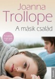 Kossuth Kiadó Joanna Trollope: A másik család - könyv