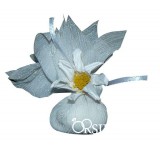 Köszönetajándék cukrozott mandulával fehér muszlinban