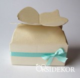 Köszönetajándék-doboz cukrozott mandulával, csokiszívvel