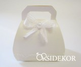 Köszönetajándék-doboz több színben cukrozott mandulával, csokiszívvel