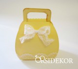 Köszönetajándék-doboz több színben cukrozott mandulával, csokiszívvel