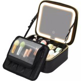 Kozmetikai táska beépített LED-es tükörrel - fekete