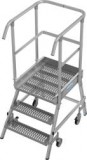 Krause Stabilo egy oldalon járható gurítható dobogó R13 profilrács lépcsőfokokkal, 1x3 (821256)