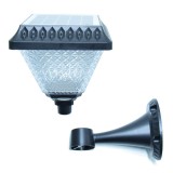 Kültéri napelemes négyszögletes falilámpa