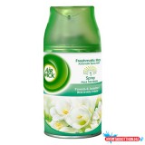 Légfrissítő utántöltő AIR WICK Freshmatic Frézia és Jázmin 250 ml
