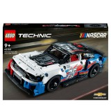 LEGO® (42153) Technic - NASCAR® Next Gen Chevrolet Camaro ZL1