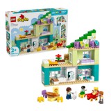 LEGO® DUPLO®: 3 az 1-ben modern családi ház figurákkal (10470)