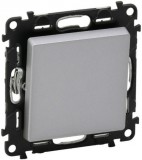 LEGRAND 752301 Valena Life egypólusú kapcsoló 10 AX alumínium