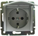 LEGRAND 770122 Valena 2P+F dugalj csatlakozóaljzat csapófedéllel alumínium