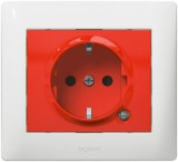 LEGRAND 771046 Galea Life 2P+F dugalj csatlakozóaljzat gyermekvédelemmel, irányfénnyel, piros