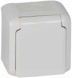LEGRAND 782373 Forix IP44 fk 2P+F földelt dugalj csatlakozóaljzat, 16A, csapófedéllel, gyv, fehér