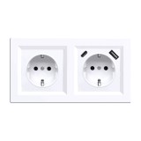 Leziter Nova földelt csatlakozóaljzat dugalj 16A 250V USB csatlakozóval fehér kerettel