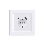 Leziter Nova földelt csatlakozóaljzat USB csatlakozóval 2A fehér kerettel