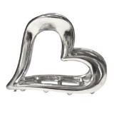 Lora szív alakú karmos csat többféle színben 811034