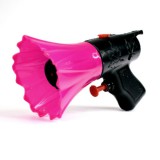 Magic Toys 2az1-ben vízi pisztoly és síp fekete-pink színben
