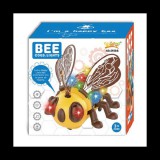 Magic Toys Bee a boldog méhecske fénnyel és mozgó funkcióval 17cm