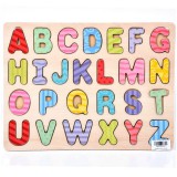 Magic Toys Betűk fa formapuzzle