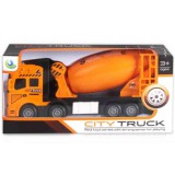 Magic Toys City Truck: Négytengelyes fém teherautó modell betonkeverő felépítménnyel - fénnyel és hanggal