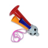 Magic Toys Focilabdás nyakba akasztható trombita tripla dudával 13cm
