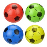 Magic Toys Gumilabda foci mintával 23cm-es többféle színváltozatban