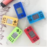 Magic Toys Mini kézi játékkonzol kulcstartó több változatban