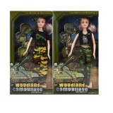 Magic Toys Nicky divatbaba terepszínű ruhában többféle változatban