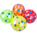 Magic Toys Pöttyös gumilabda többféle színben 23cm 1db