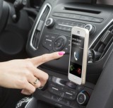 Mágneses telefontartó