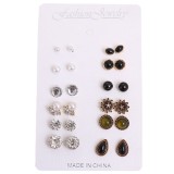 Maria King 12 pár pici fülbevaló szett, ezüst és arany színű - gótikus