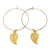 Maria King Arany színű Felevél díszes karika fülbevaló