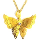 Maria King Aranypillangó medál lánccal