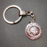 Maria King Díszes Nap-Hold kulcstartó