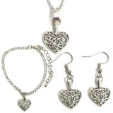 Maria King Díszes szív (2) nyaklánc, fülbevaló és karkötő szett