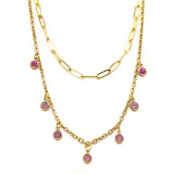 Maria King Dupla rozsdamentes acél nyaklánc arany színben, pink kristályos charmokkal