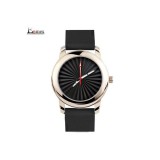 Maria King ENMEX szilikon szíjas cseppálló, ütésálló uniszex karóra, arany színű óratokkal