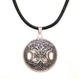 Maria King Ezüst színű Hold Istennő Wicca Pentagram medál fekete bőr nyaklánccal