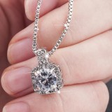 Maria King Ezüst színű kristályos divat nyaklánc