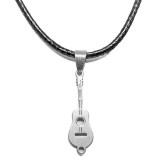 Maria King Ezüst színű nemesacél Gitár medál fekete bőr lánccal