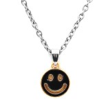 Maria King Fekete smiley medál ezüst színű lánccal