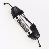 Maria King Freedom feliratos bőr karkötő, fekete