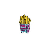 Maria King 'Fries before guys' kitűző