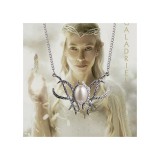 Maria King Galadriel medál nyaklánccal