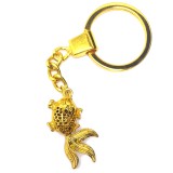 Maria King Halacska kulcstartó, arany színben