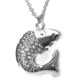 Maria King Halas medál lánccal