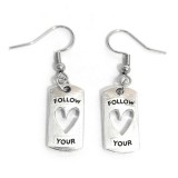 Maria King Kövesd a Szíved fülbevaló, választható arany vagy ezüst színű akasztóval