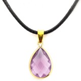 Maria King Lila kristály csepp medál bőr lánccal