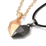 Maria King Mágnessel kapcsolódó szív medál nyaklánccal, 62 és 55 cm, 2 db