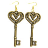 Maria King Nagyméretű bronzkulcs fülbevaló, választható arany vagy ezüst színű akasztóval